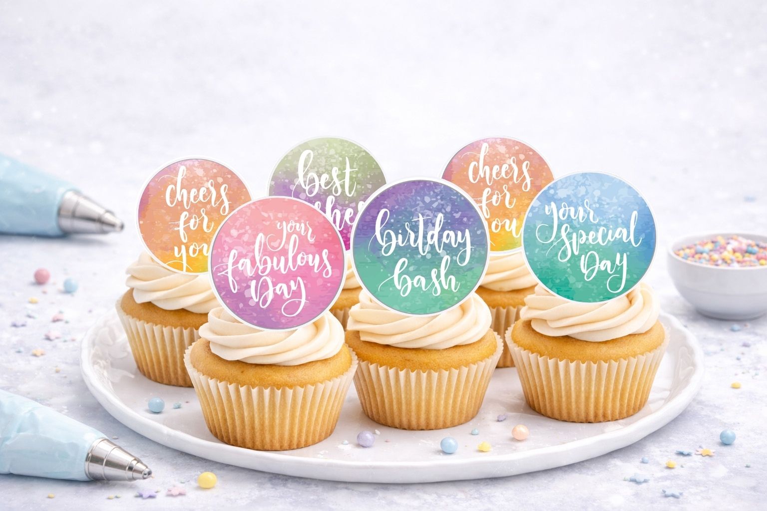 Detailansicht der essbaren Muffinaufleger Geburtstag aus Oblate Deluxe – zum Ausschneiden und Auflegen
