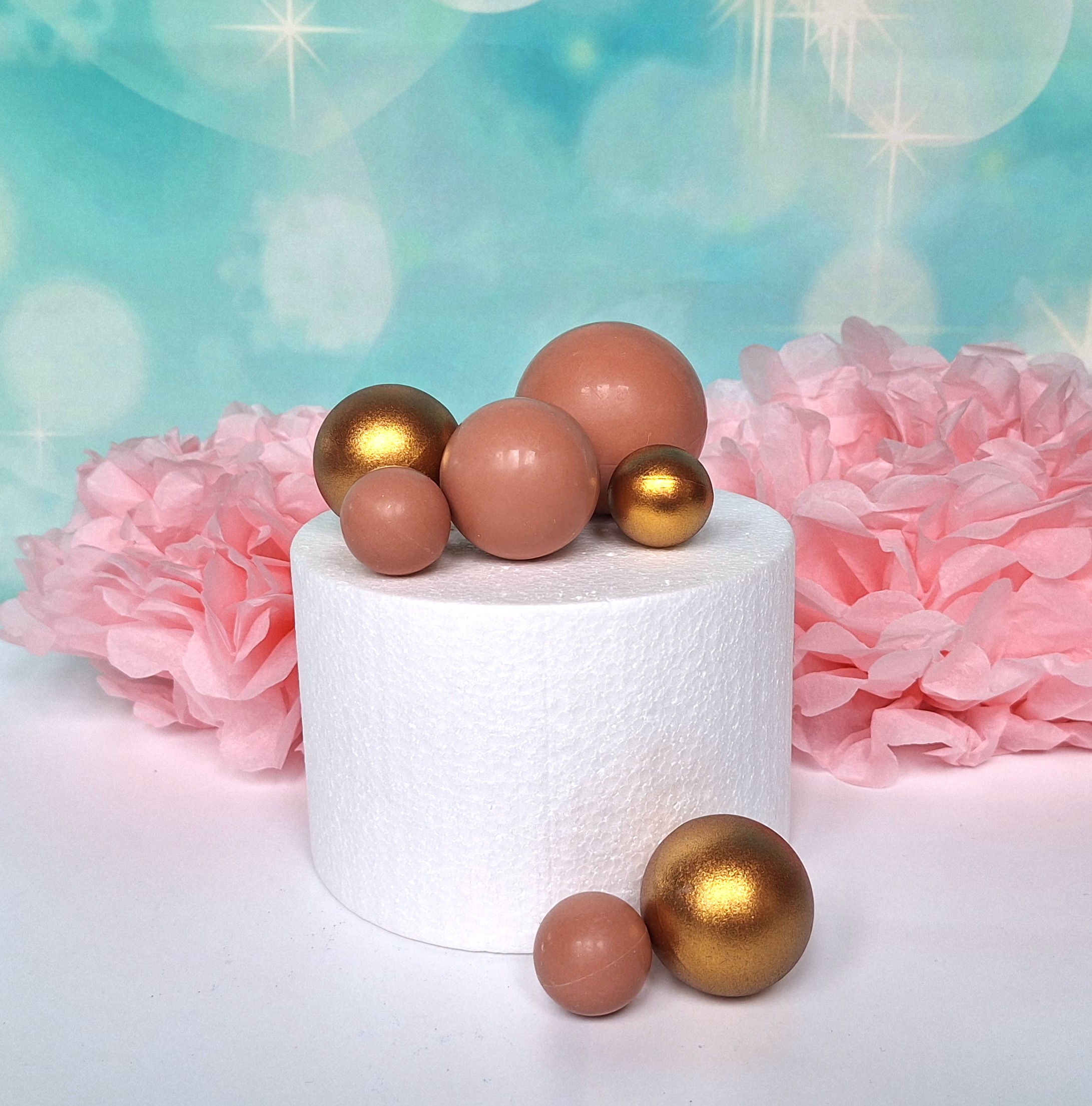 Caketopper Set „Schokoladenkugeln GRÜN/GOLD “ – 7-teilig