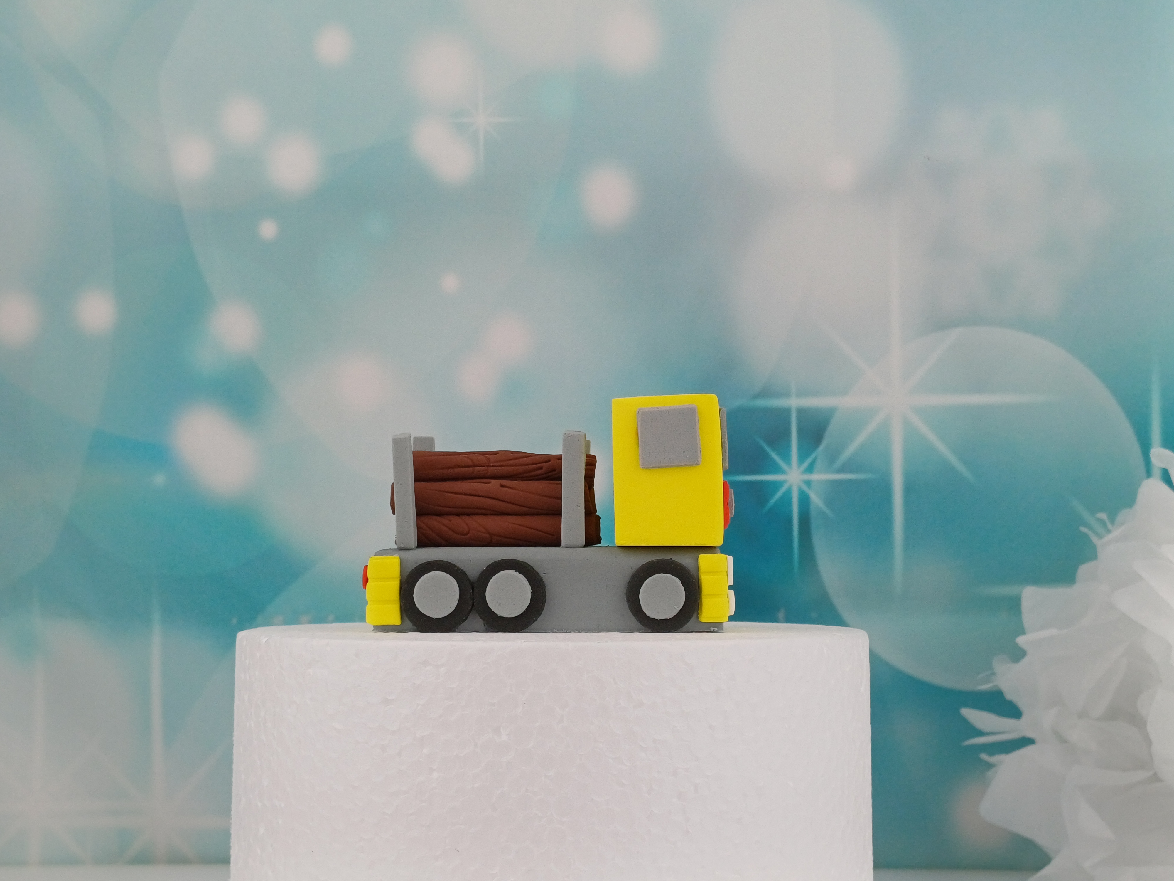Tortenfigur Caketopper Holztransporter