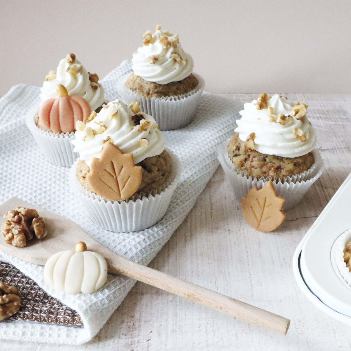 Marzipan Dekoration Herbst – Kürbisse & Blätter 23 g
