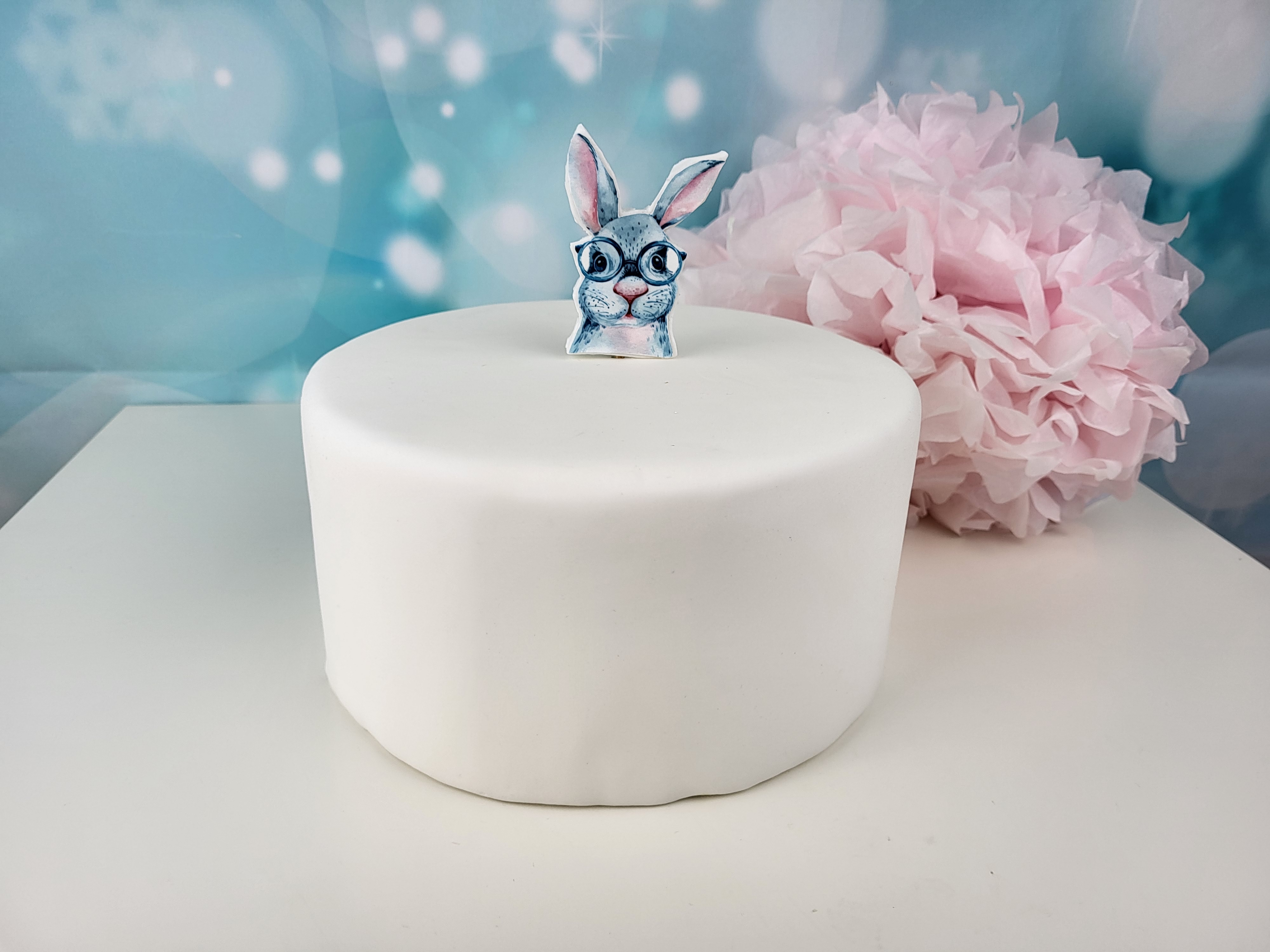 Essbarer Cake Topper Hase mit Brille – Niedliche Tortendekoration für Kinder & Party