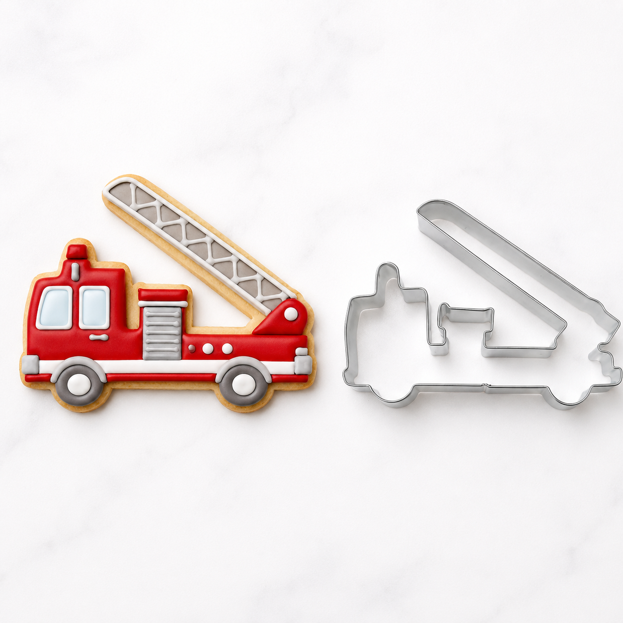 Feuerwehrauto Ausstecher mit Prägung 9 cm – Edelstahl