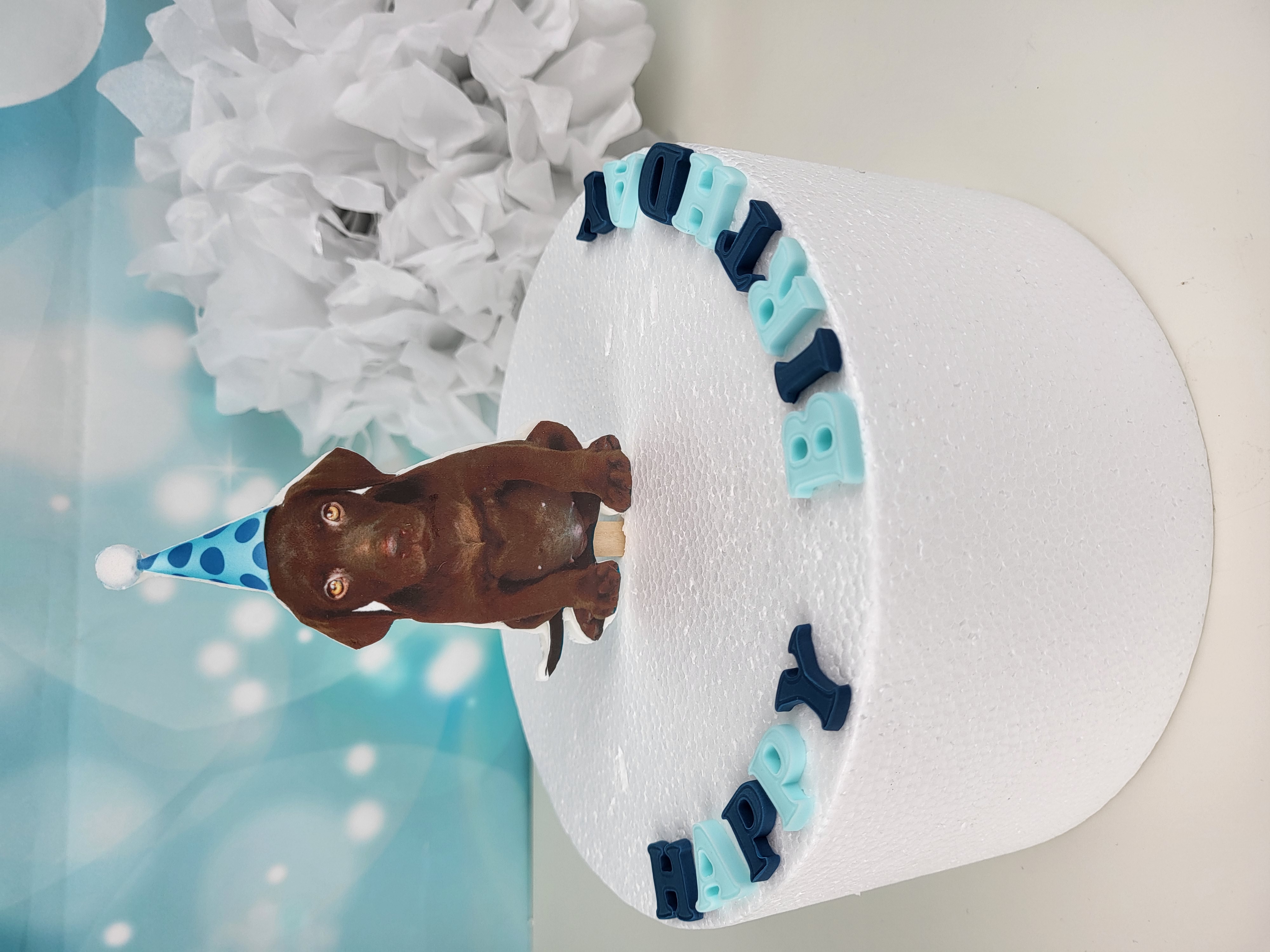 Essbarer Cake Topper Hund mit Partyhut