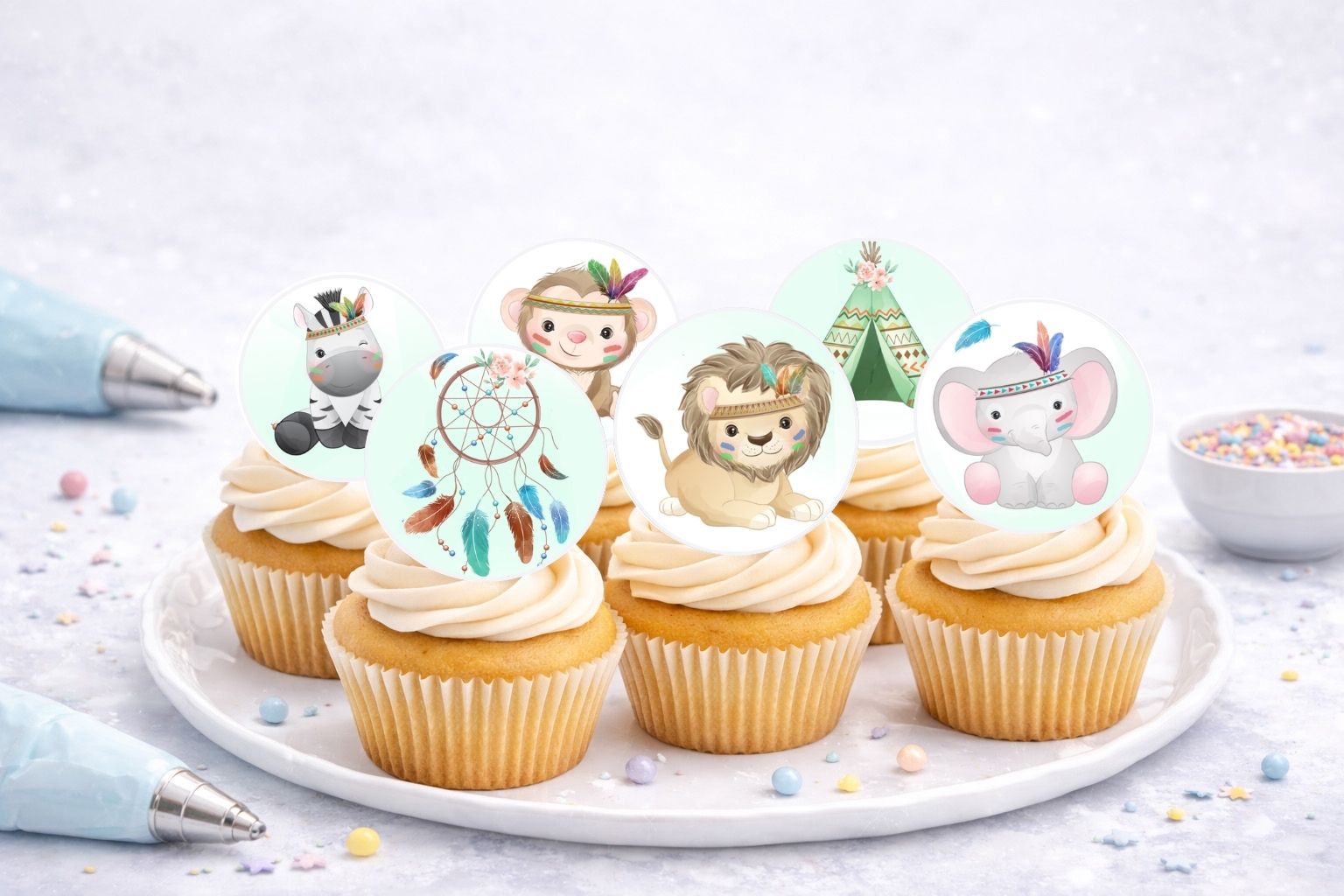 Essbare Muffinaufleger mit süßen Kindertieren im Boho-Style