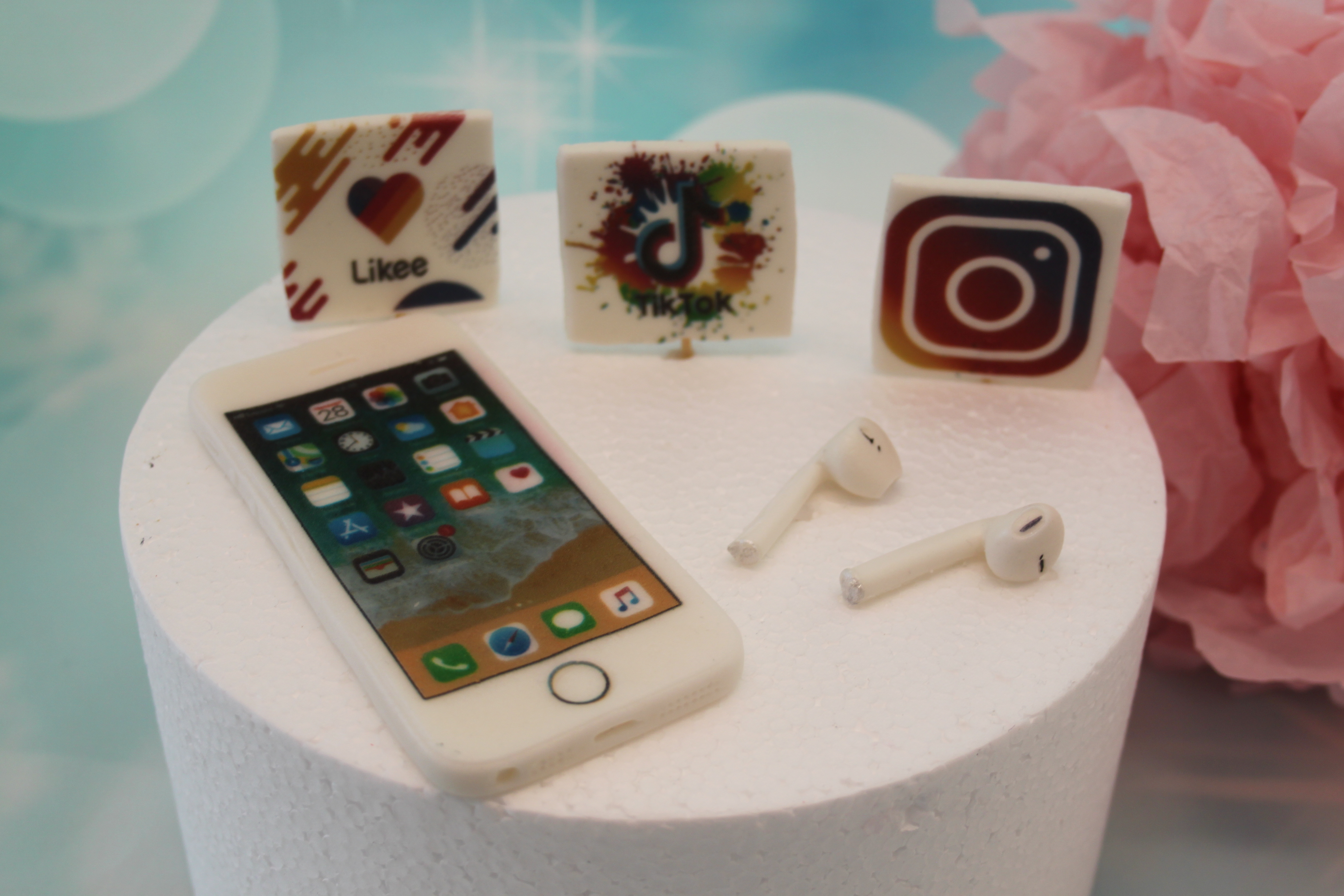 Caketopper Set „Social Media“ – essbar aus Zuckermasse