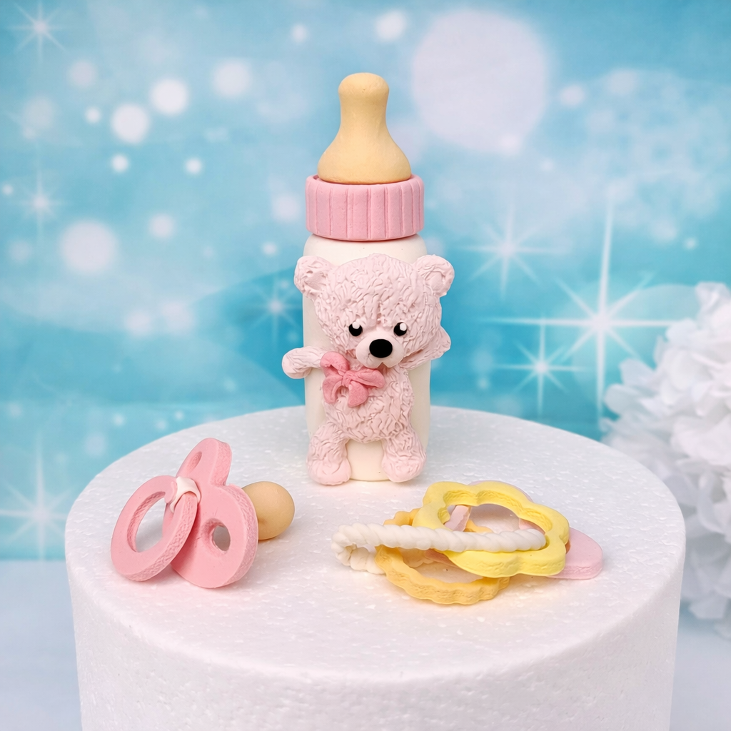 Baby-Deko Set für Torten – Fläschchen, Schnuller & Spielzeug aus Zuckermasse